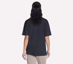 Script Diamond Studded Short Sleeve Tee | Skechers outlet