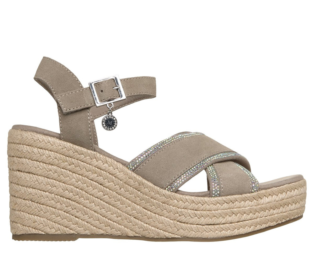 Martha Stewart: Iris - Modest Queen | Skechers on sale