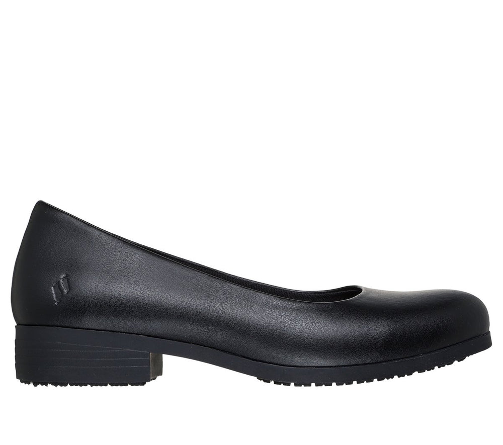 Work: Naulia | Skechers on sale