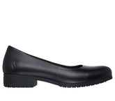Work: Naulia | Skechers on sale