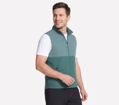 Weekend Vest | Skechers sale