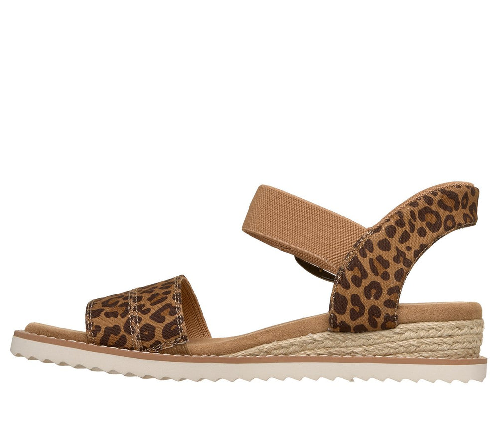 Slip-ins: BOBS Desert Kiss - Safari Stepper | Skechers near me