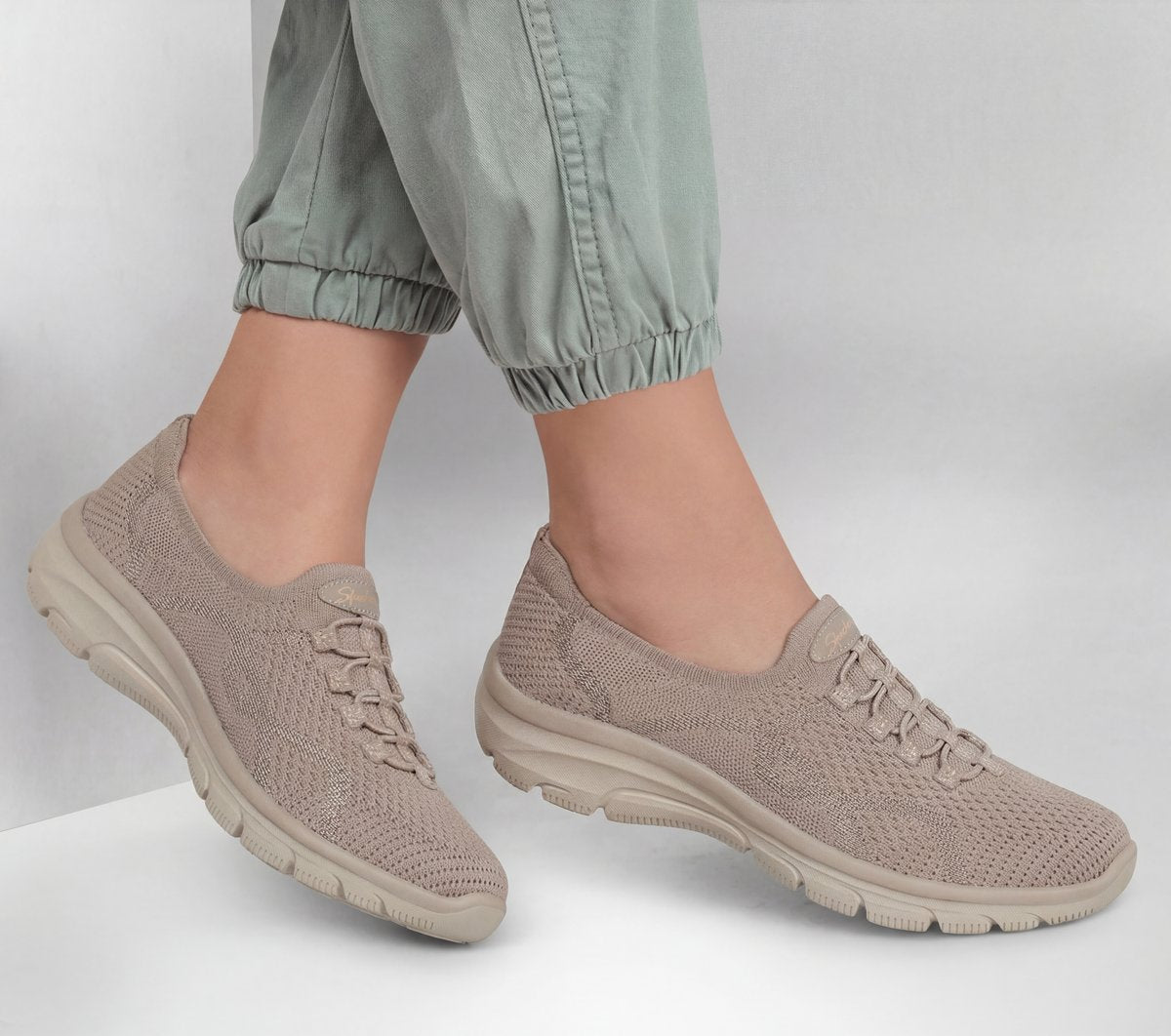 Relaxed Fit: Easy Going - Sweet Streak | Skechers US