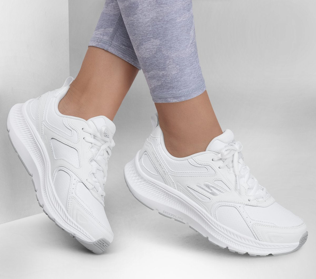 GO RUN Consistent 2.0 - Sumpter Trail | Skechers on sale