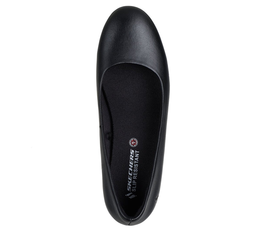 Work: Naulia | Skechers on sale